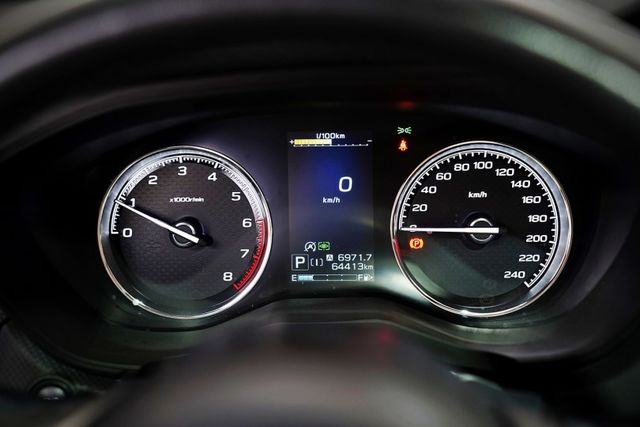 i-S EyeSight｜原鈑件 僅跑6.4萬里 ACC撥片 盲點 車道偏移 環景 電尾門 天窗 四輪驅動  第14張相片