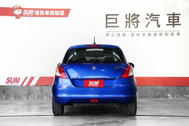 GLX｜一手車 原版件 倒影、恆溫、定速、IKEY、藍芽、導航、電子後視鏡、方向盤4向  第3張相片