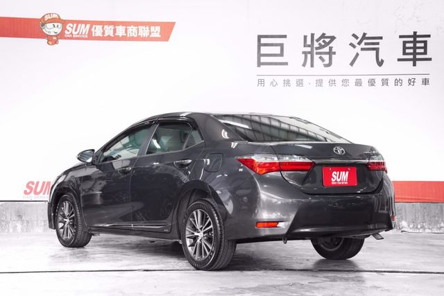 經典型｜原廠保養 僅跑4.2萬里 導航 倒車影像 定速 雙區恆溫  第6張相片