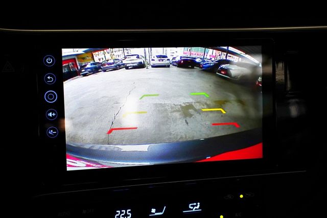 經典型｜原廠保養 僅跑4.2萬里 導航 倒車影像 定速 雙區恆溫  第14張相片
