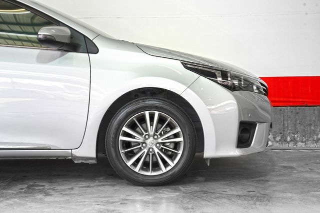 經典版｜ 一手車僅跑3萬里 原版件 有定速、恆溫、電折後視鏡 加裝抬顯  第5張相片