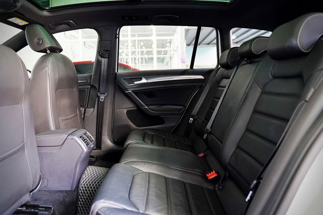 原版一手車僅跑3.9萬里 原廠保養 ACC車道偏移 盲點 倒影 全景天窗 電動椅  第8張相片