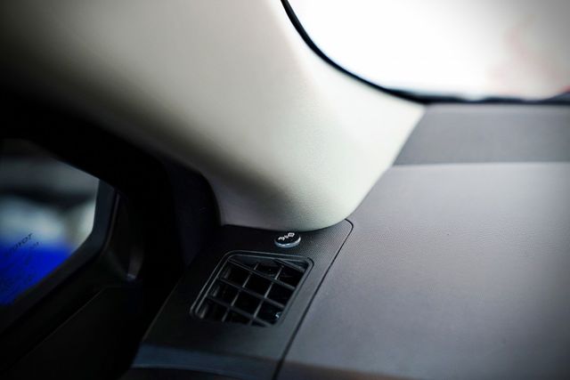 原版件 改安卓機(環景、CarPlay)、定速、恆溫空調、電折、盲點  第17張相片