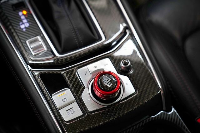 原版件 I-KEY 車道偏移 倒車顯影 皮椅 駕駛座電動椅 恆溫空調 電子手煞車  第16張相片
