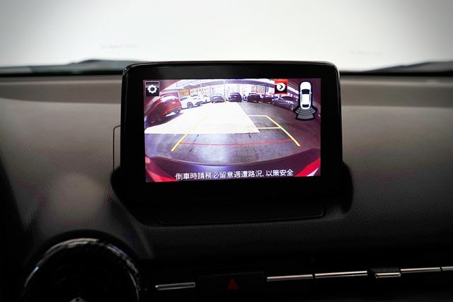 一手車 原版件 ACC 車道偏移 盲點 抬顯 倒影 BOSE音響 CARPLAY  第13張相片