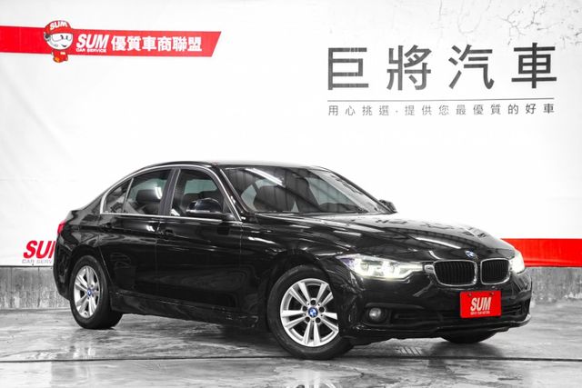 318i｜原版件 5AS 摸門 雙前座電動椅 倒車顯影 定速 自動大燈 自動雨刷 雙區恆溫  第1張相片