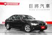 318i｜原版件 5AS 摸門 雙前座電動椅 倒車顯影 定速 自動大燈 自動雨刷 雙區恆溫  第1張縮圖