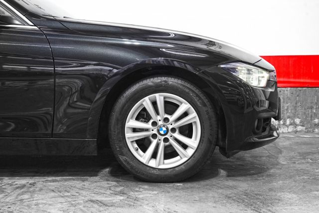 318i｜原版件 5AS 摸門 雙前座電動椅 倒車顯影 定速 自動大燈 自動雨刷 雙區恆溫  第5張相片