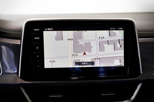 一手車 原版件 撥片、雙區恆溫、電動尾門、倒影、盲點、原廠導航、ACC、自動停車  第14張相片