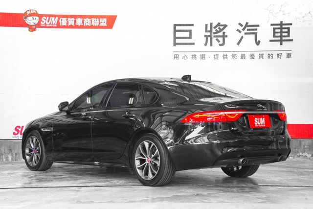 一手車 原版件 天窗、數位儀表、方向盤4向調整、撥片、雙區恆溫、環景、原廠導航  第6張相片