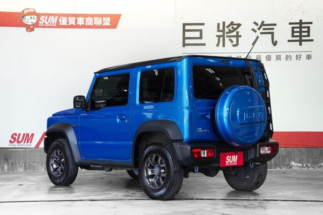 原版件 適時4驅(附加力箱) 感應頭燈 倒車顯影 導航定速 恆溫 車道偏離警示  第6張相片