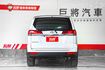 一手車原鈑件 皮椅、數位儀表、原廠導航、倒車顯影、盲點、定速、電後視鏡、感應頭燈  第3張縮圖