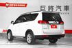 一手車原鈑件 皮椅、數位儀表、原廠導航、倒車顯影、盲點、定速、電後視鏡、感應頭燈  第6張縮圖