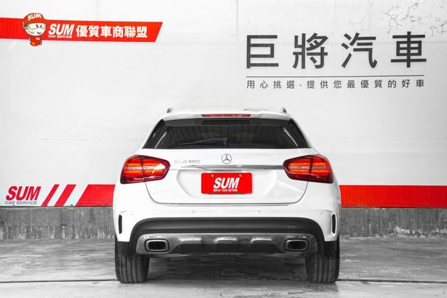 GLA 180運動版｜原版件 AMG 定速 倒影 恆溫 CARPLAY 電尾門 雙電動記憶座椅 撥片  第3張相片