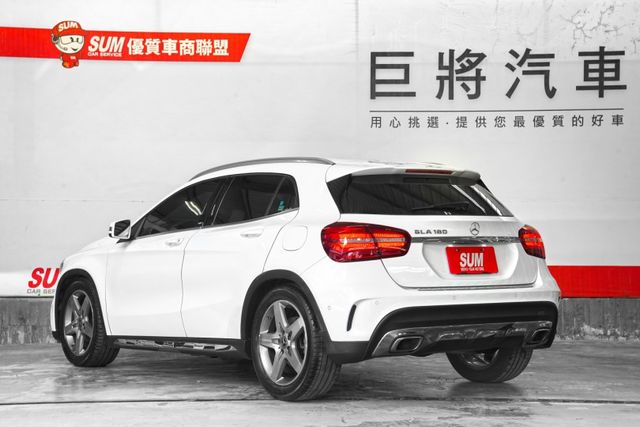 GLA 180運動版｜原版件 AMG 定速 倒影 恆溫 CARPLAY 電尾門 雙電動記憶座椅 撥片  第6張相片