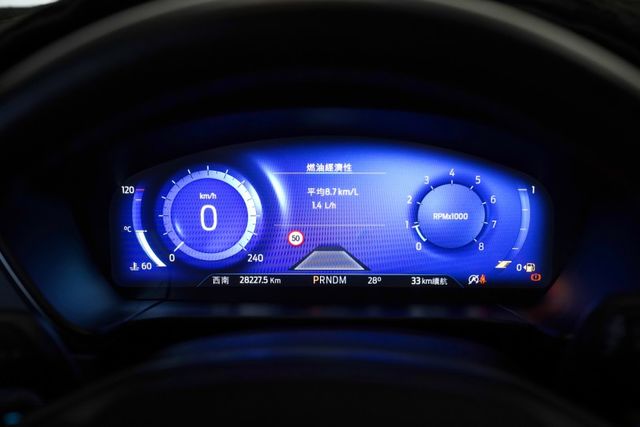 EcoBoost250 AWD ST-Line數位儀錶、電動椅、手機無線充、ACC、B&O音響 、撥片、電尾門、全景天窗  第13張相片