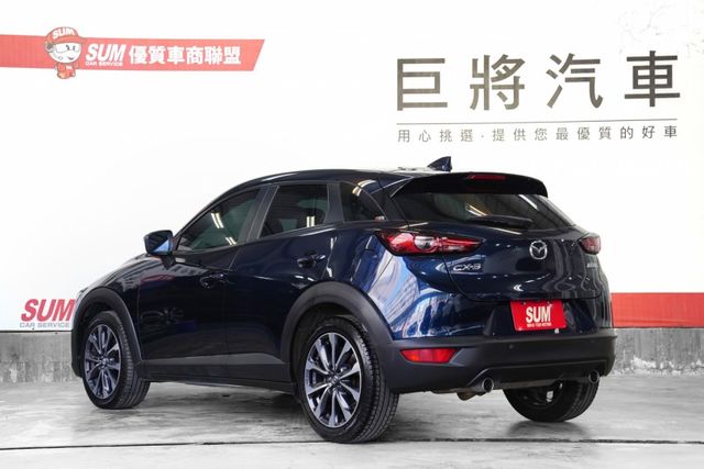 頂級羨定版｜一手車 原鈑件 定速 I-KEY 盲點 車道偏移 倒車顯影 藍牙音響  第4張相片