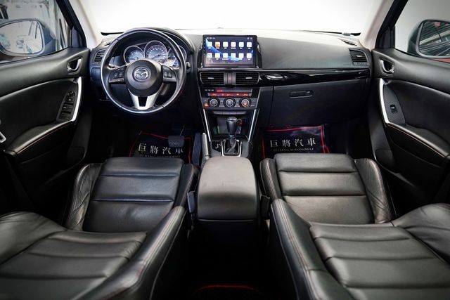柴油2.2 AWD｜原鈑件 原廠引擎終身保固 皮椅、IKEY、感應頭燈、HID頭燈、前後霧燈、倒影  第7張相片