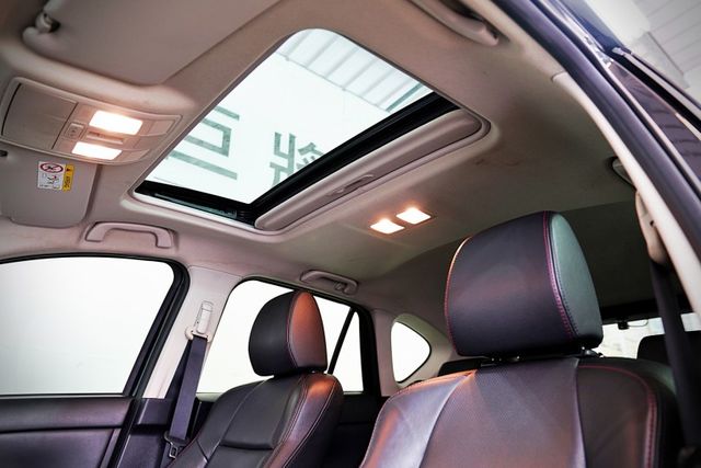 柴油2.2 AWD｜原鈑件 原廠引擎終身保固 皮椅、IKEY、感應頭燈、HID頭燈、前後霧燈、倒影  第11張相片