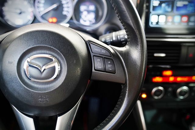 柴油2.2 AWD｜原鈑件 原廠引擎終身保固 皮椅、IKEY、感應頭燈、HID頭燈、前後霧燈、倒影  第12張相片