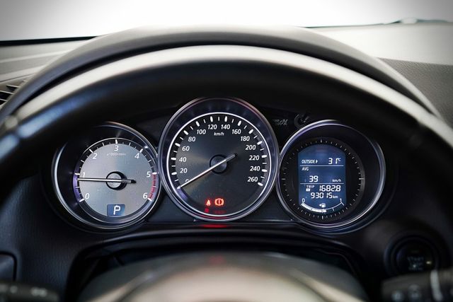柴油2.2 AWD｜原鈑件 原廠引擎終身保固 皮椅、IKEY、感應頭燈、HID頭燈、前後霧燈、倒影  第13張相片