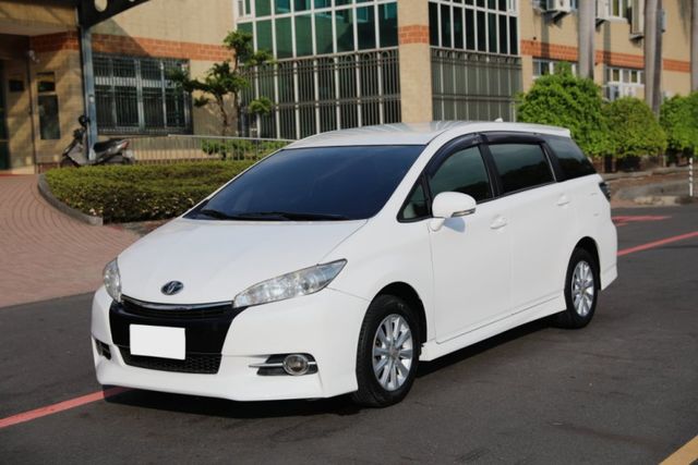 Toyota wish 2014