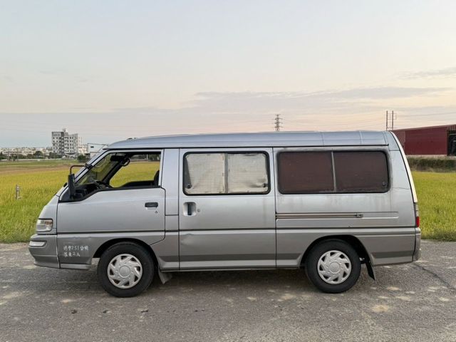 得利卡2.4手排 . 做生意擺夜市早市好幫手  第5張相片