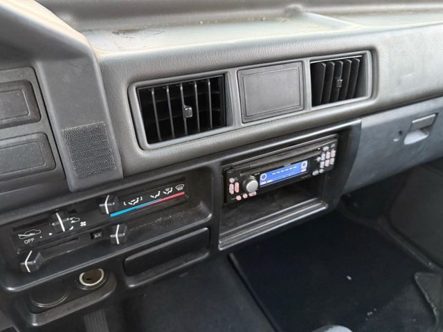 得利卡2.4手排 . 做生意擺夜市早市好幫手  第8張相片