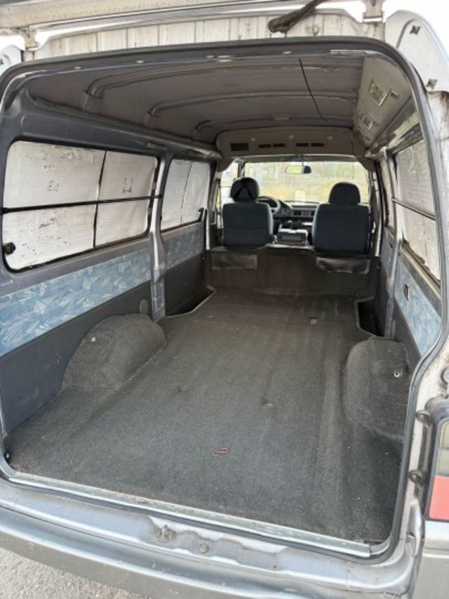 得利卡2.4手排 . 做生意擺夜市早市好幫手  第9張相片