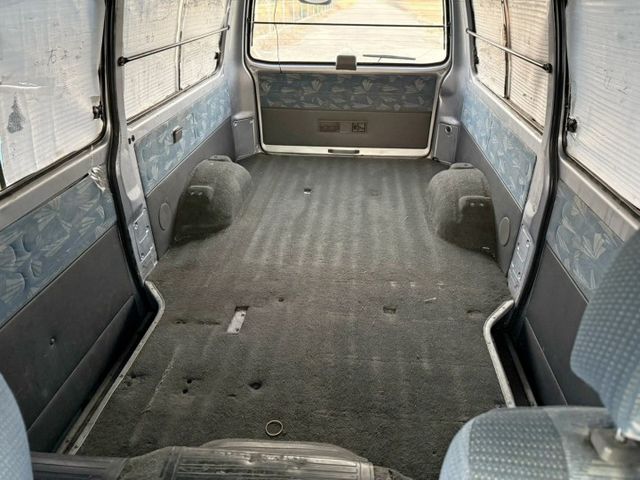 得利卡2.4手排 . 做生意擺夜市早市好幫手  第10張相片