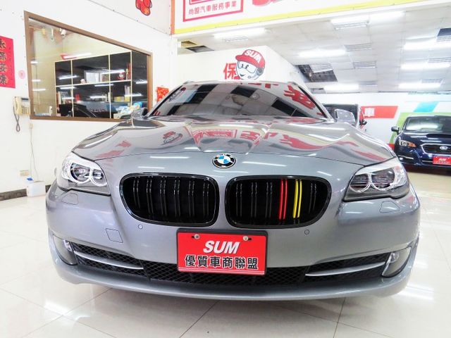 2012年領2013年型式~BMW 520I~五門旅行車~泛得總代理~僅跑十四萬~進口資料齊全~  第2張相片