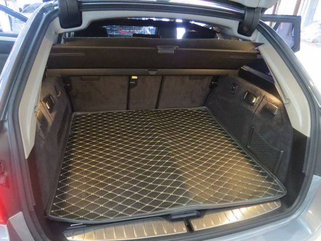 2012年領2013年型式~BMW 520I~五門旅行車~泛得總代理~僅跑十四萬~進口資料齊全~  第15張相片