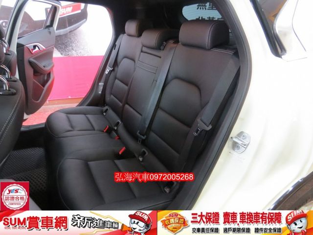 2019年~INFINITI Q30~ 1.6 旗艦影音~一手女用車~環景~全程原廠紀錄~自動煞車功能~盲點~僅跑三萬~  第7張相片