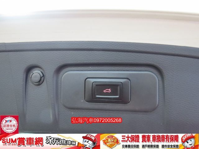 2019年~INFINITI Q30~ 1.6 旗艦影音~一手女用車~環景~全程原廠紀錄~自動煞車功能~盲點~僅跑三萬~  第15張相片