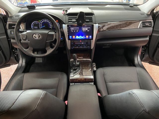 2015年 TOYOTA CAMRY 2.0 節能引擎 I-KEY 末代小改款  第4張相片
