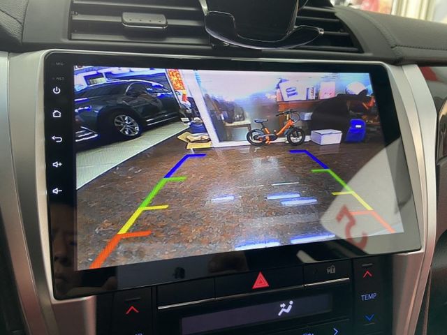 2015年 TOYOTA CAMRY 2.0 節能引擎 I-KEY 末代小改款  第11張相片