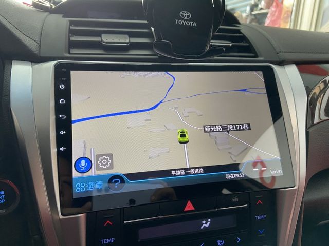 2015年 TOYOTA CAMRY 2.0 節能引擎 I-KEY 末代小改款  第12張相片