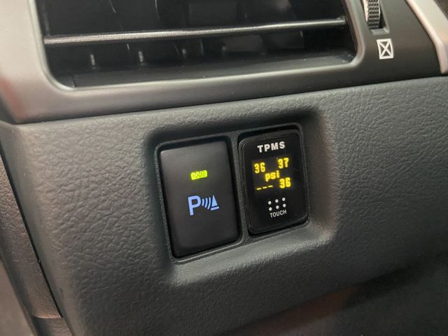 2015年 TOYOTA CAMRY 2.0 節能引擎 I-KEY 末代小改款  第13張相片