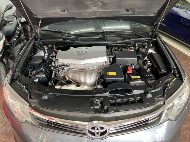 2015年 TOYOTA CAMRY 2.0 節能引擎 I-KEY 末代小改款  第18張相片