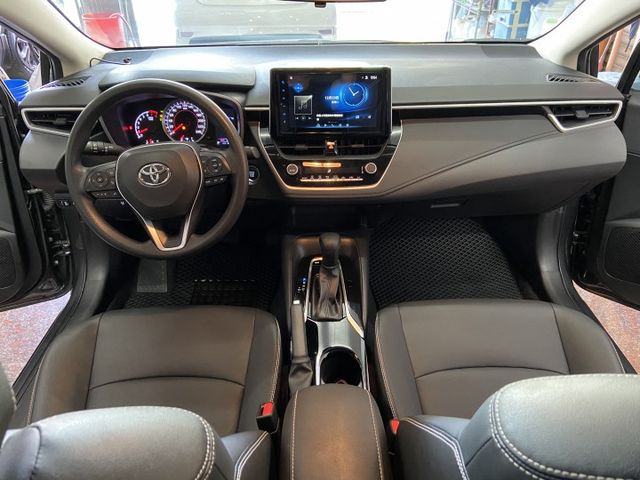 2023年7月TOYOTA ALTIS 1.8 汽油版 大改款 僅跑兩萬 IKEY版 升級車距功能 原廠多功能影音  第4張相片