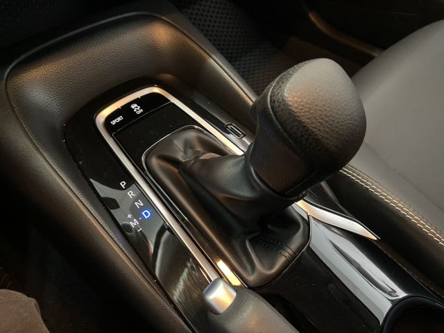 2023年7月TOYOTA ALTIS 1.8 汽油版 大改款 僅跑兩萬 IKEY版 升級車距功能 原廠多功能影音  第10張相片