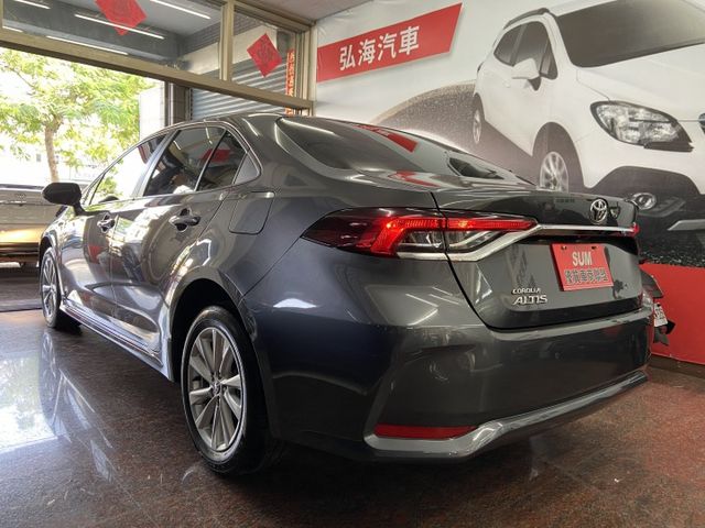 2023年7月TOYOTA ALTIS 1.8 汽油版 大改款 僅跑兩萬 IKEY版 升級車距功能 原廠多功能影音  第16張相片