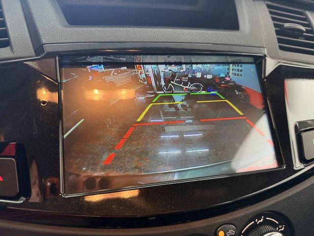 2022年 ZINGER 2.4 自排 旗艦版 僅跑三萬公里 盲點感應 多功能影音 2.4僅繳2.0稅金  第12張相片