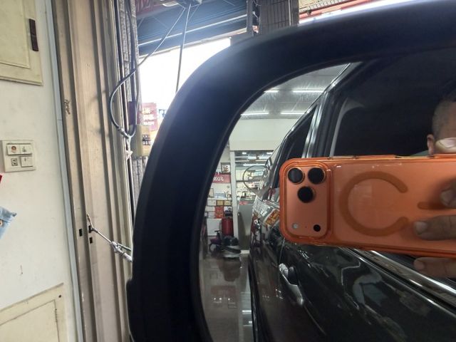 2022年 ZINGER 2.4 自排 旗艦版 僅跑三萬公里 盲點感應 多功能影音 2.4僅繳2.0稅金  第15張相片