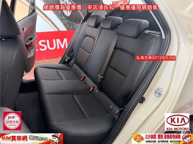 一手女用車 I-KEY 僅跑一萬五千萬公里  選配天窗~冷熱椅~方向盤加熱  第6張相片