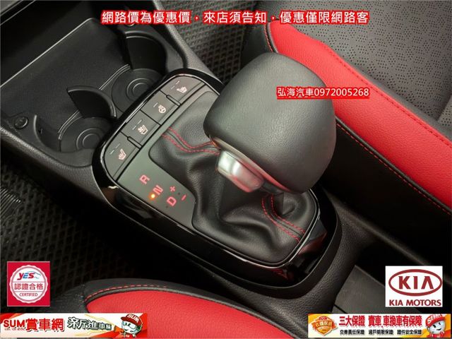 一手女用車 I-KEY 僅跑一萬五千萬公里  選配天窗~冷熱椅~方向盤加熱  第8張相片