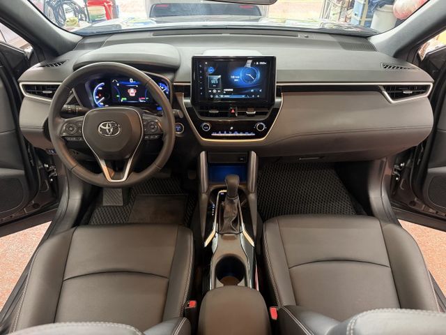 2024年TOYOTA COROLA CROSS 1.8 僅跑三萬 旗艦油電版 I-KEY版 盲點偵測功能  第5張相片
