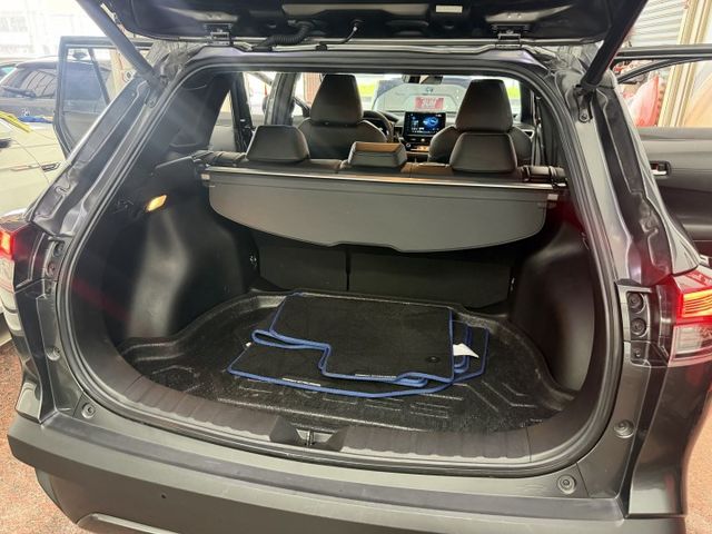 2024年TOYOTA COROLA CROSS 1.8 僅跑三萬 旗艦油電版 I-KEY版 盲點偵測功能  第16張相片