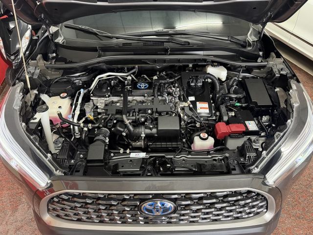 2024年TOYOTA COROLA CROSS 1.8 僅跑三萬 旗艦油電版 I-KEY版 盲點偵測功能  第18張相片