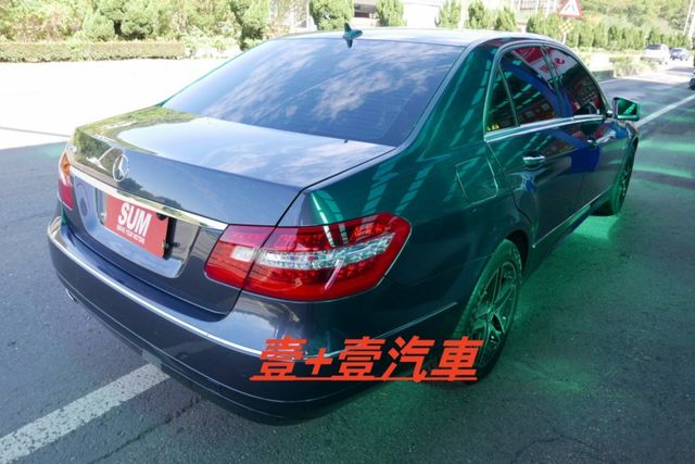 認證通過全車原鈑件保證里程 E250 內裝美車況佳  第4張相片